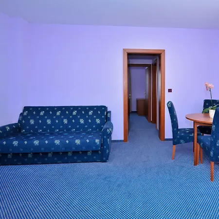 Kastel 4*