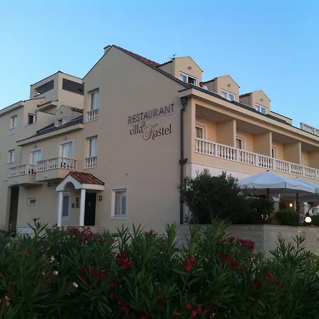 Kastel Otel Povljana