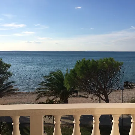 Kastel Hotel 4*