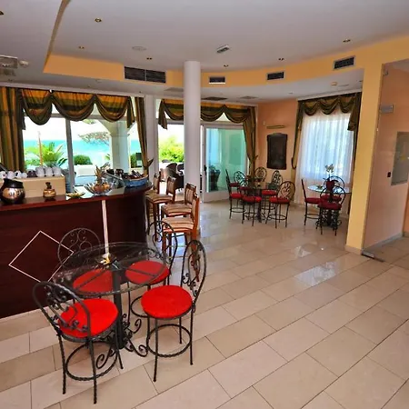 Kastel Hotel 4*