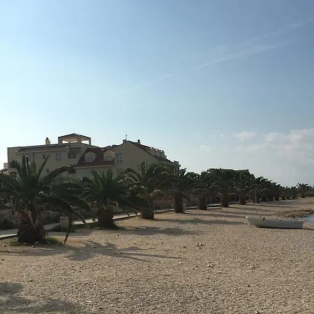 Kastel Hotel 4*