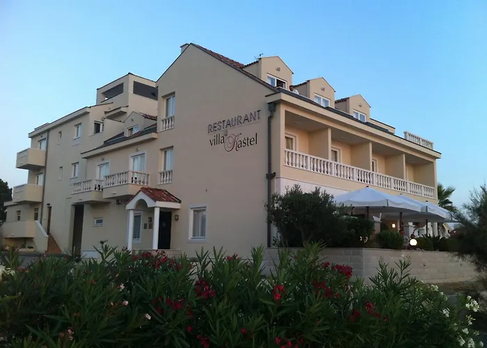 Kastel Otel Povljana