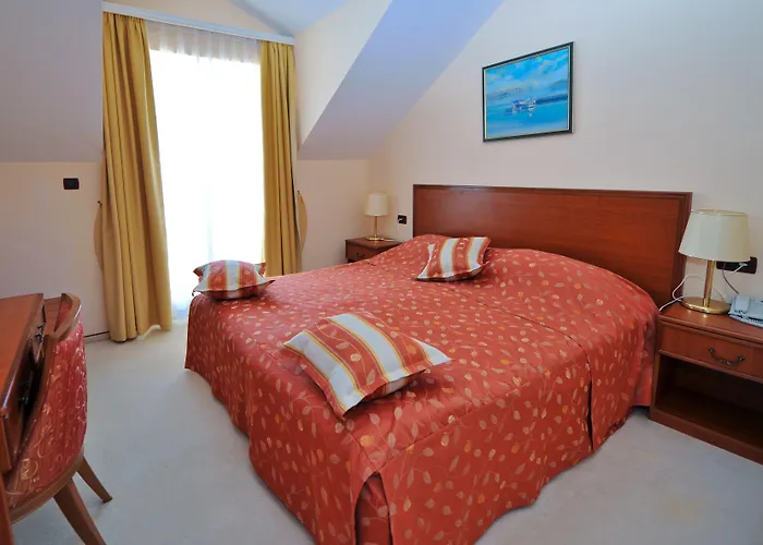 Kastel 4* Povljana