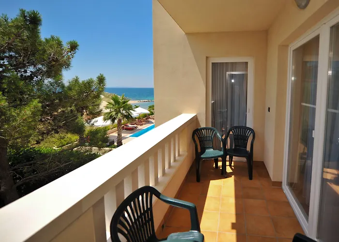 Kastel 4* פובליאנה