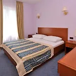 Kastel