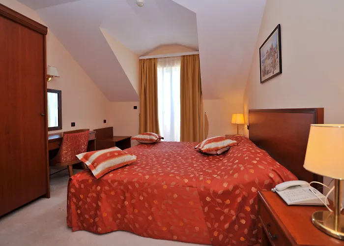Hotell Kastel Povljana