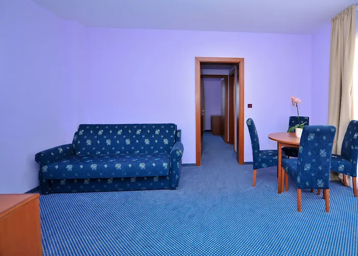 Kastel 4*