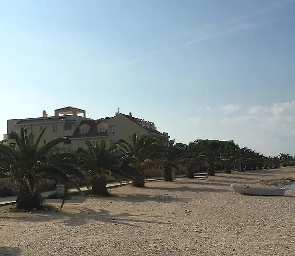Kastel Hotell 4*